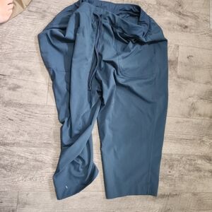 St. John's Bay Womens Capri Pants